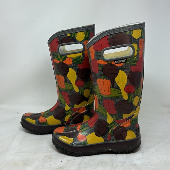 Women’s Bogs veggie rain boots size 6 - Picture 3 of 5